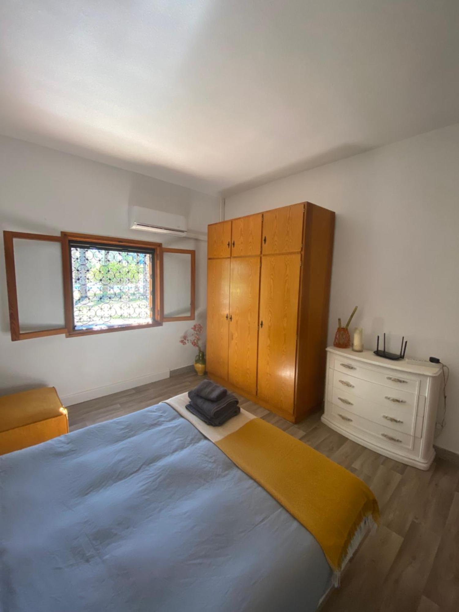 Pink Lemon House Bed & Breakfast Elche Exterior photo
