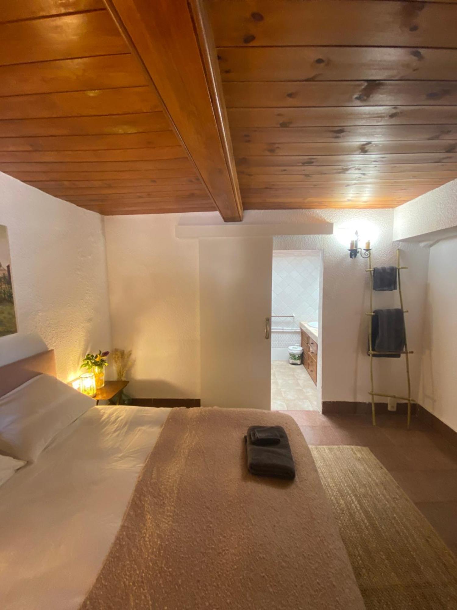 Pink Lemon House Bed & Breakfast Elche Exterior photo
