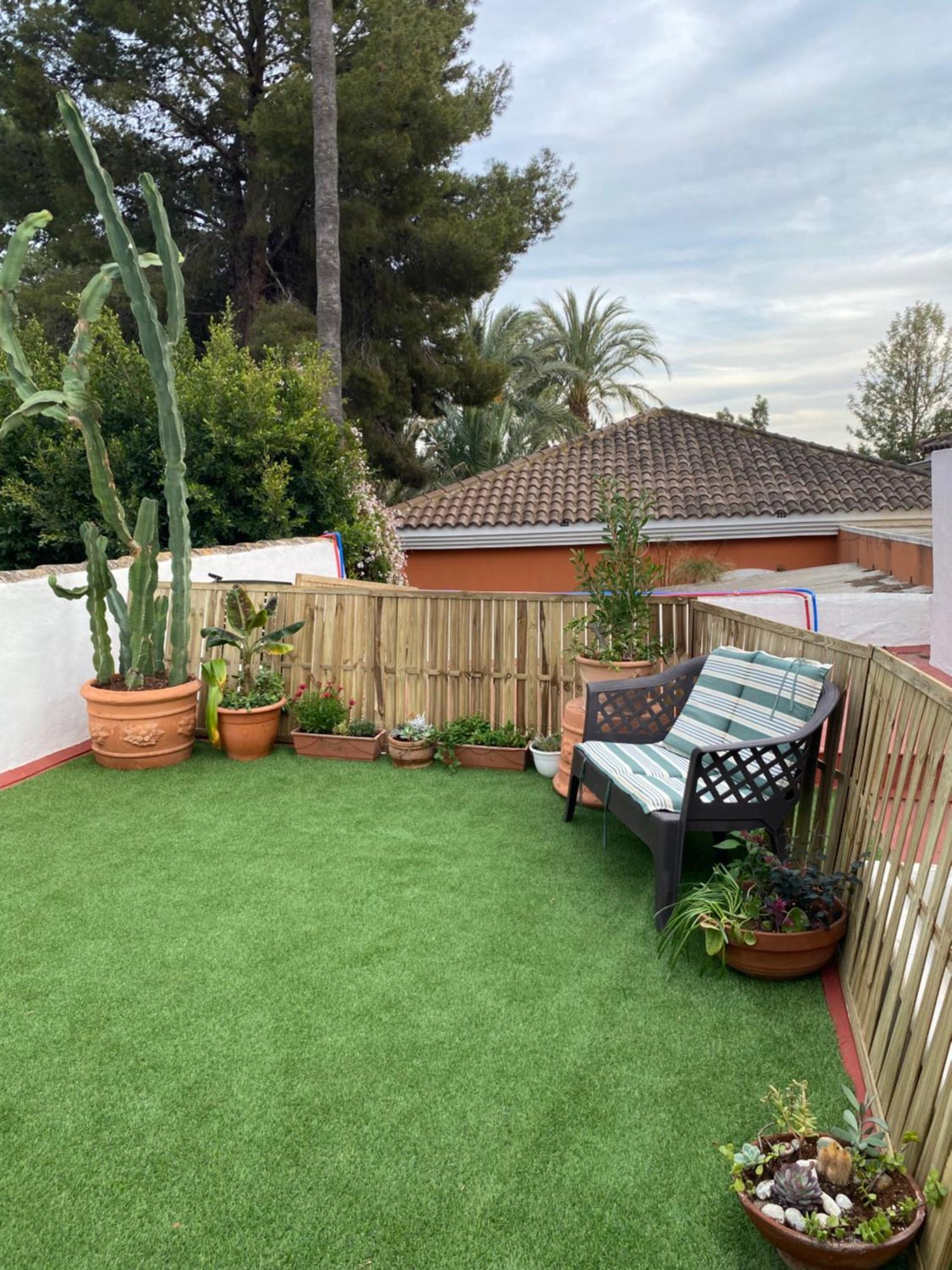 Pink Lemon House Bed & Breakfast Elche Exterior photo